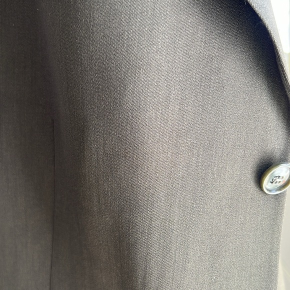 Mens suit size 46R color is olive green - Picture 8 of 8